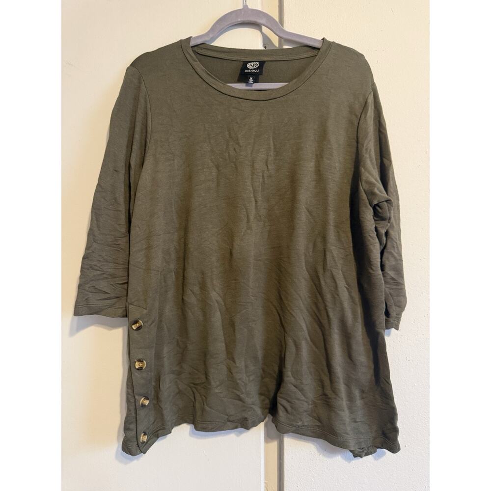 Bobeau Women's 3/4 Sleeve Side Button Crew Neck Top In Forest Green - 1X